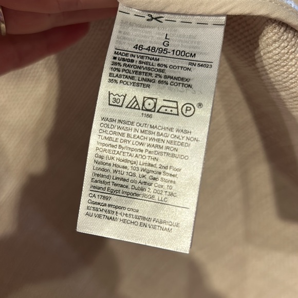 Shacket - Picture 5 of 5